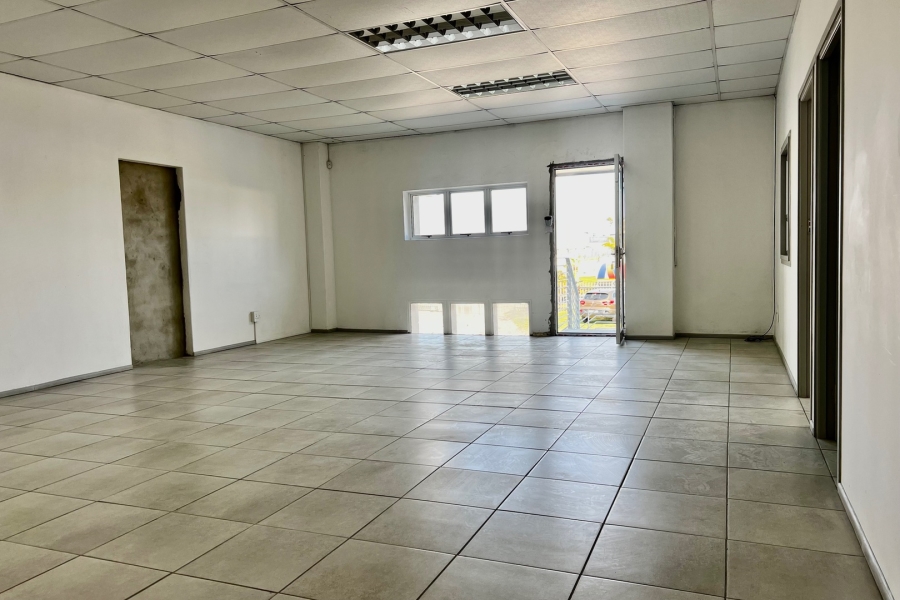  Bedroom Property for Sale in Tamsui Industria Western Cape